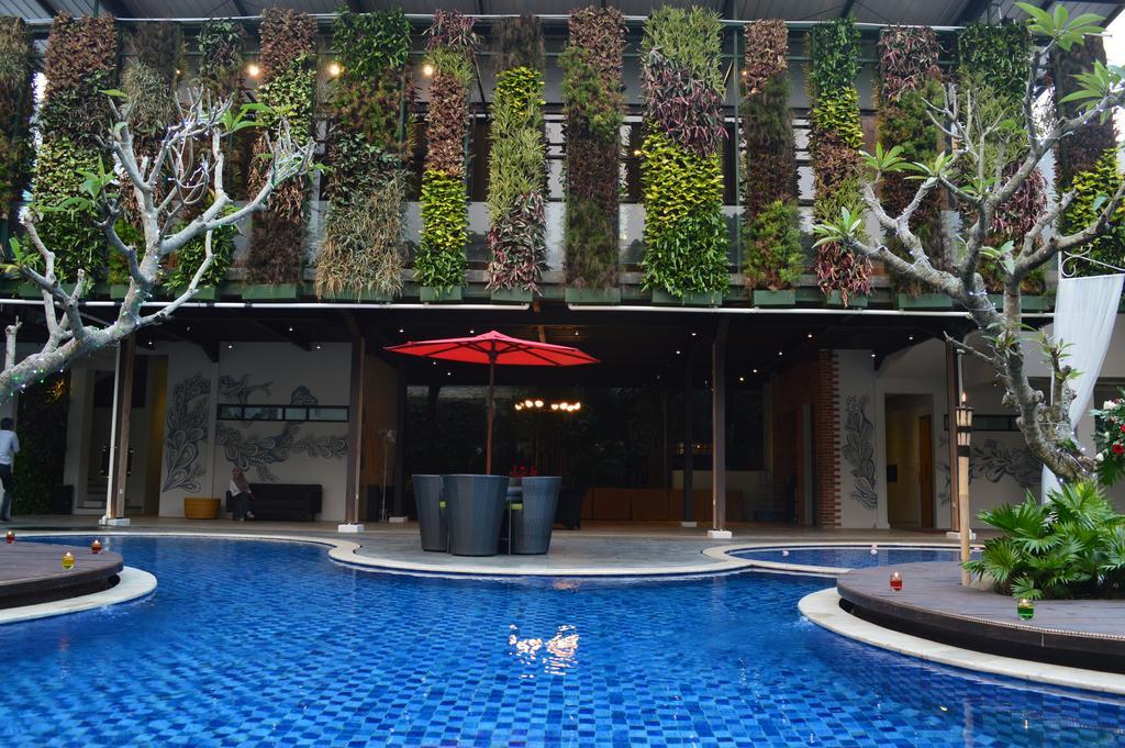 Patra Bandung Hotel Ngoại thất bức ảnh