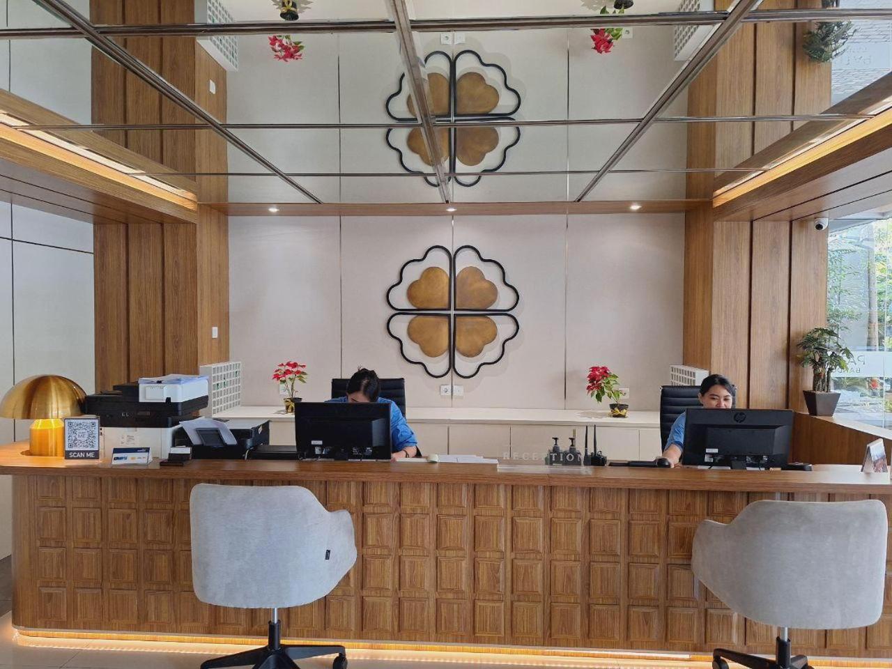 Patra Bandung Hotel Ngoại thất bức ảnh