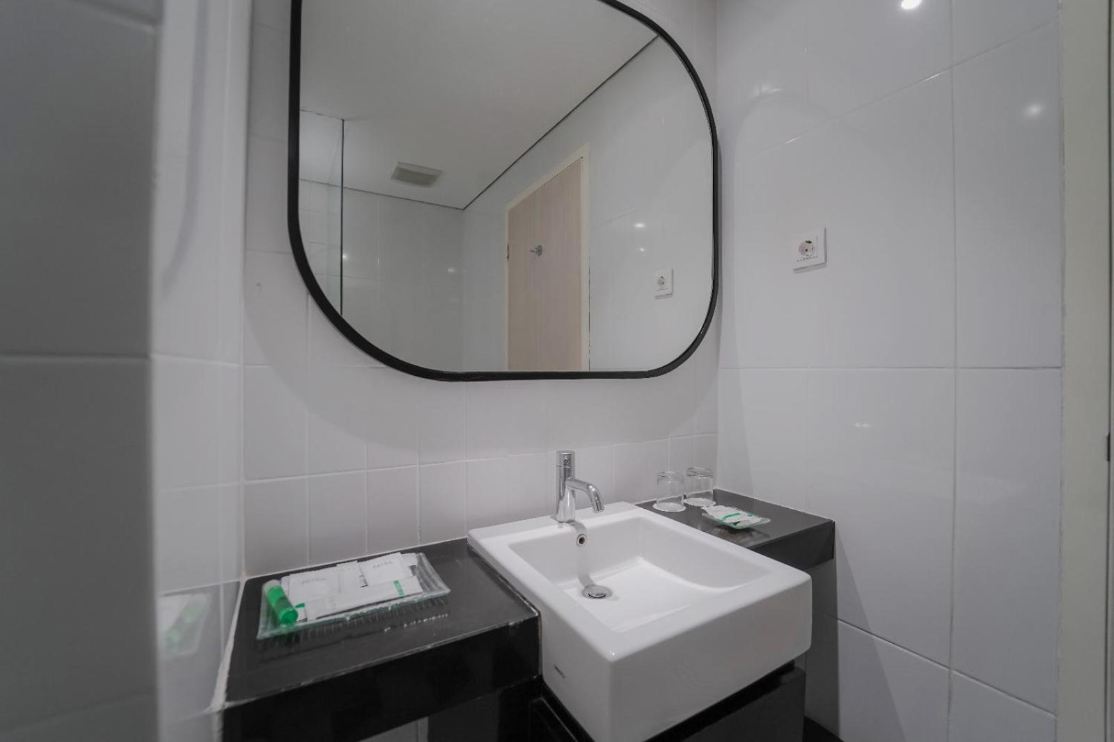 Patra Bandung Hotel Ngoại thất bức ảnh