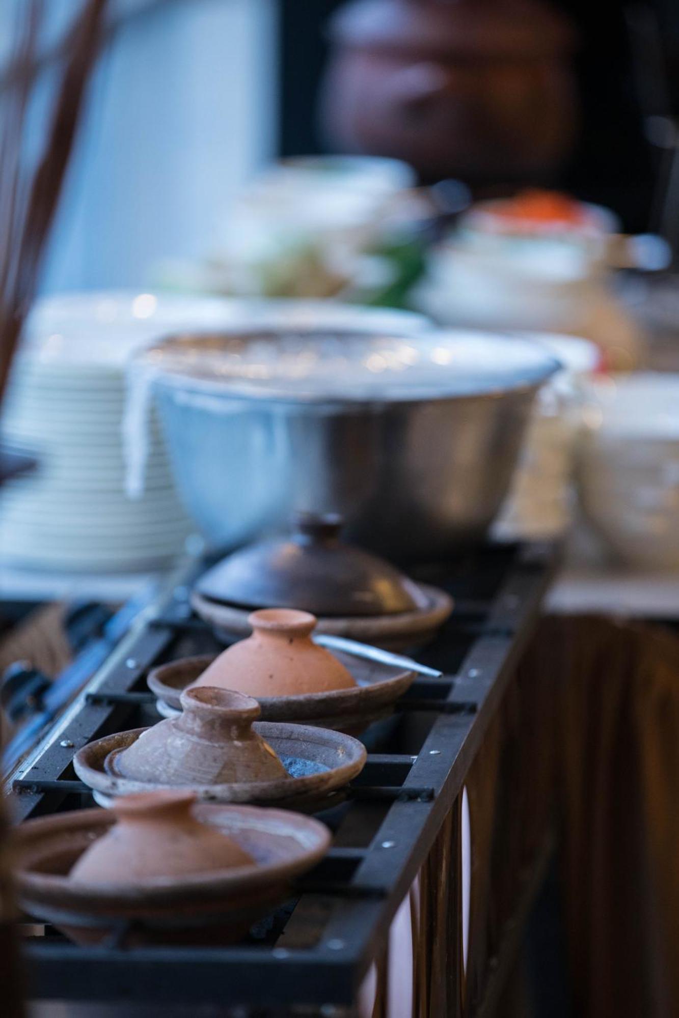 Patra Bandung Hotel Ngoại thất bức ảnh