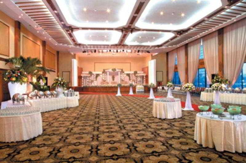 Patra Bandung Hotel Ngoại thất bức ảnh